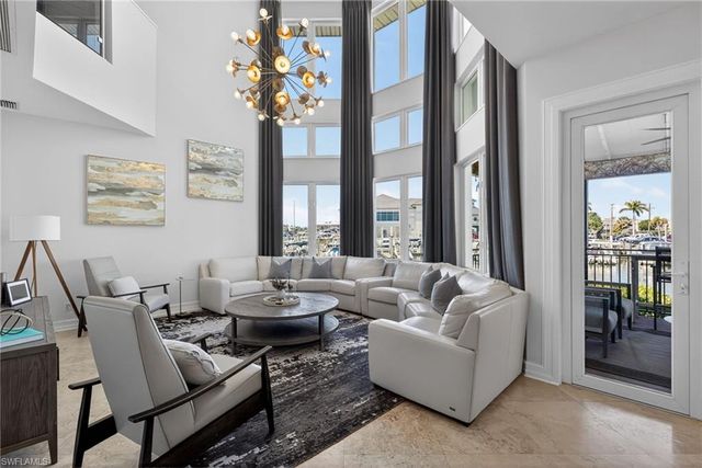 1305 Curlew AVE C, Naples, FL 34102