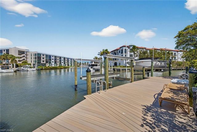 1305 Curlew AVE C, Naples, FL 34102