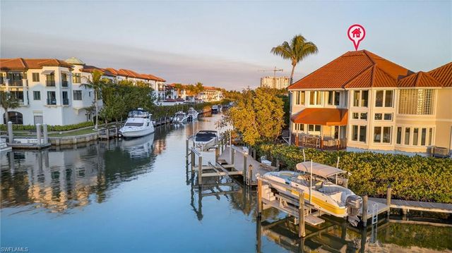 1305 Curlew AVE C, Naples, FL 34102