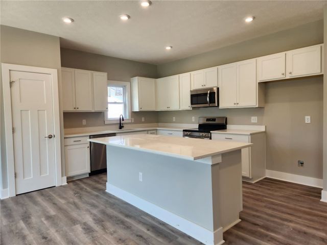 1565 N Fairfield Road, Beavercreek, OH 45432