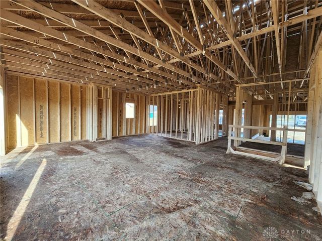 1565 N Fairfield Road, Beavercreek, OH 45432