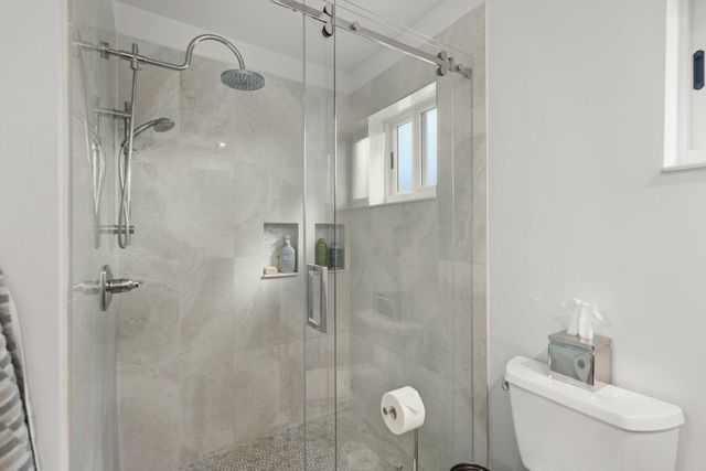 4141 NE 22nd Terrace, Lighthouse Point, FL 33064