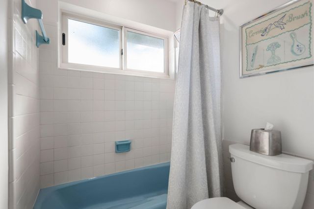 4141 NE 22nd Terrace, Lighthouse Point, FL 33064