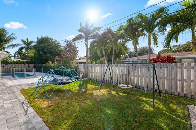 4141 NE 22nd Terrace, Lighthouse Point, FL 33064
