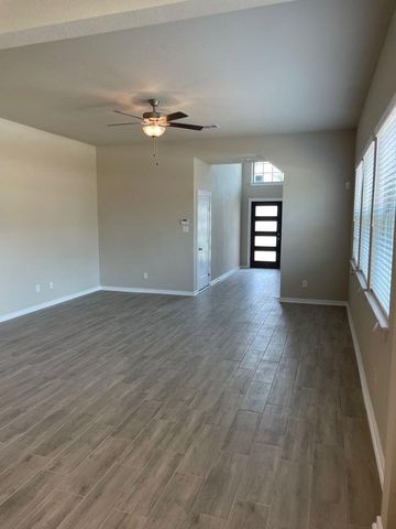 7912 Spring Run Drive, Magnolia, TX 77354