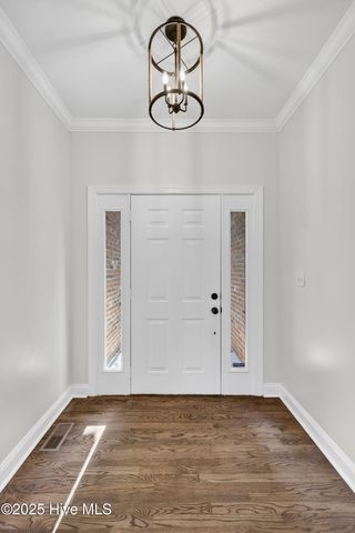 5235 Crosswinds Drive, Wilmington, NC 28409