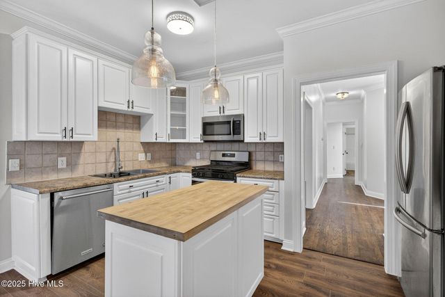 5235 Crosswinds Drive, Wilmington, NC 28409