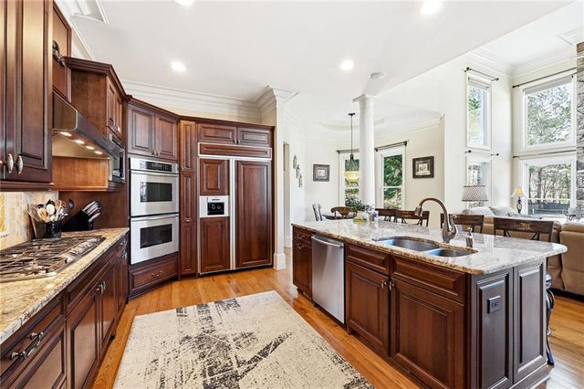 120 Roxbury Row, Milton, GA 30004