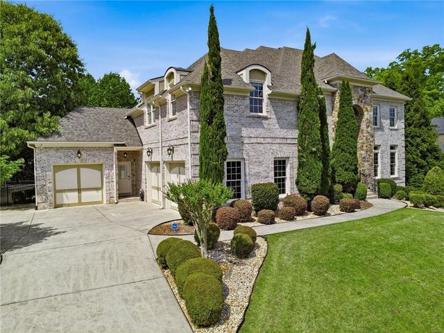 120 Roxbury Row, Milton, GA 30004