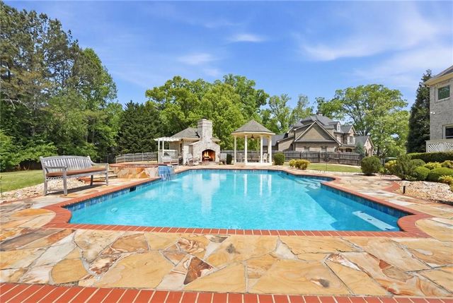 120 Roxbury Row, Milton, GA 30004