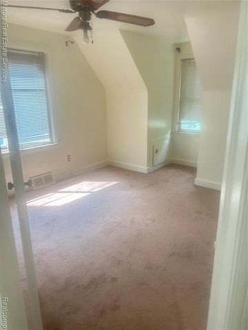 16172 Cruse Street, Detroit, MI 48235