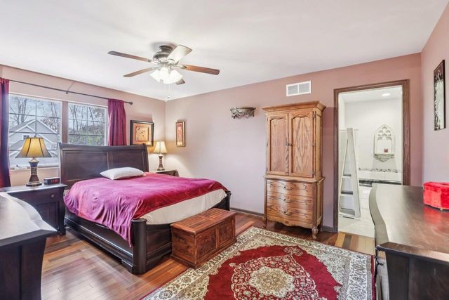 1713 Sawtooth Lane, Madison, WI 53719