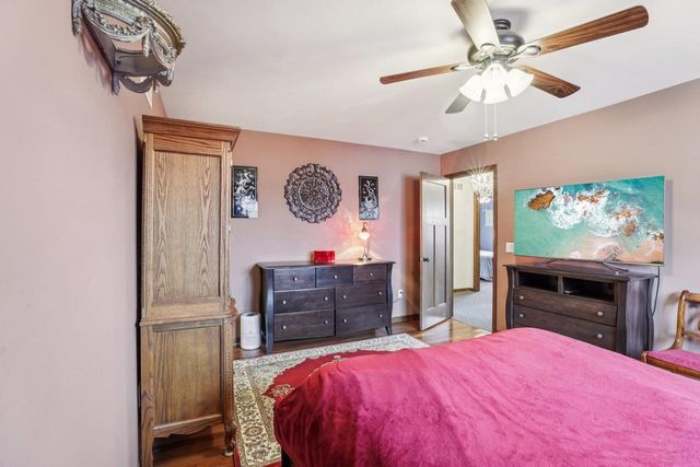 1713 Sawtooth Lane, Madison, WI 53719