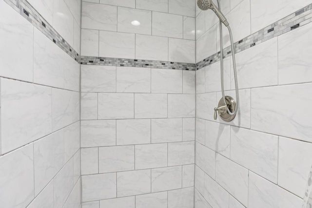 1713 Sawtooth Lane, Madison, WI 53719