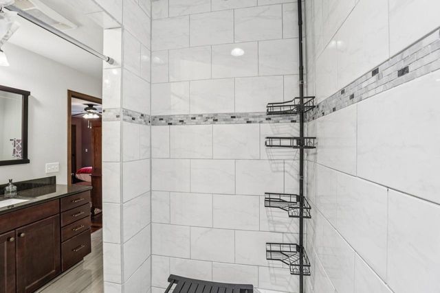 1713 Sawtooth Lane, Madison, WI 53719