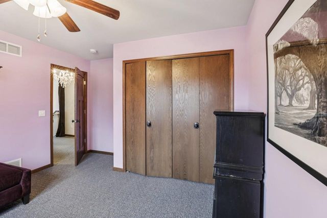 1713 Sawtooth Lane, Madison, WI 53719