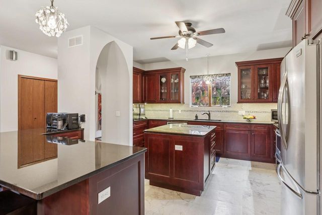 1713 Sawtooth Lane, Madison, WI 53719