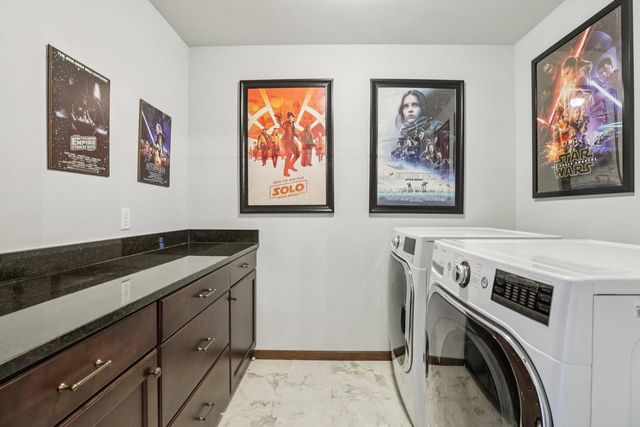 1713 Sawtooth Lane, Madison, WI 53719