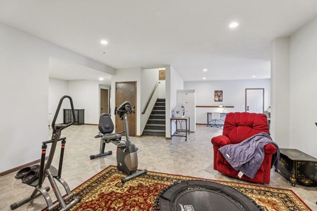 1713 Sawtooth Lane, Madison, WI 53719