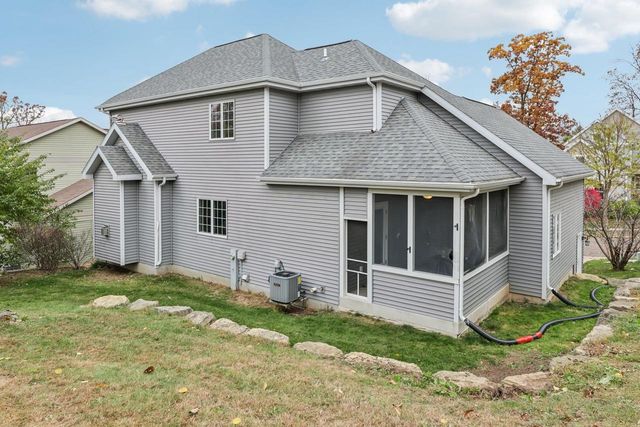 1713 Sawtooth Lane, Madison, WI 53719