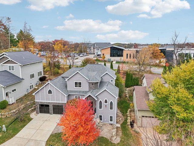 1713 Sawtooth Lane, Madison, WI 53719