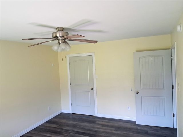 303 W 8th Street, Green Forest, AR 72638