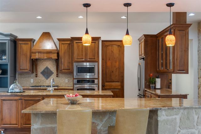 1920 County Road 175, Leander, TX 78641