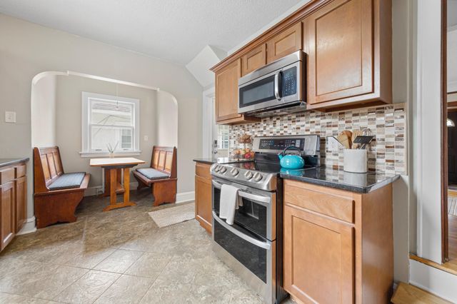 4133 5th Avenue S, Minneapolis, MN 55409