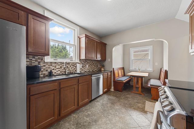 4133 5th Avenue S, Minneapolis, MN 55409