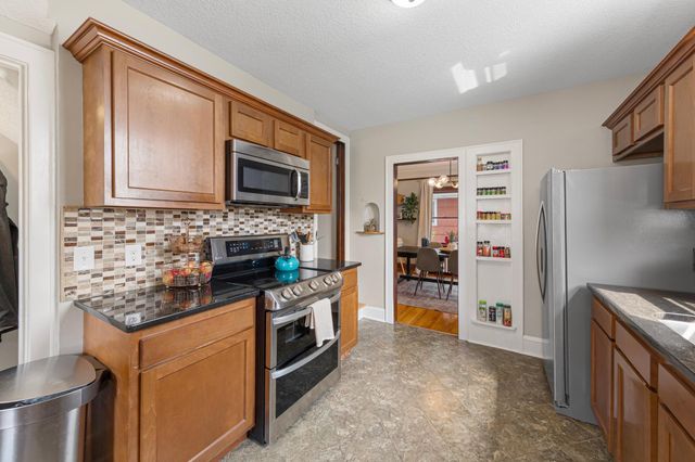 4133 5th Avenue S, Minneapolis, MN 55409