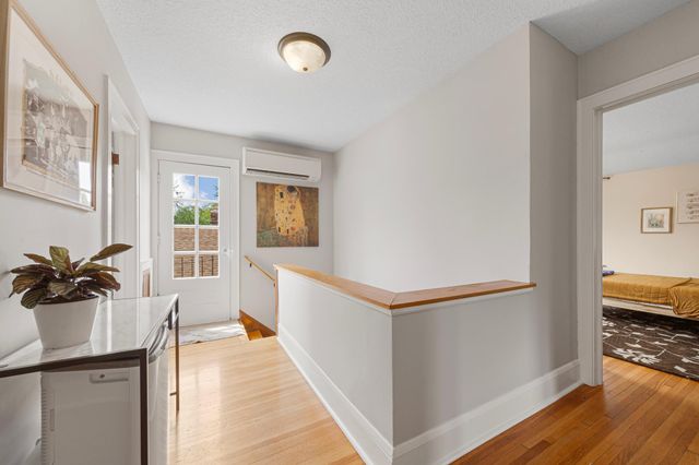 4133 5th Avenue S, Minneapolis, MN 55409