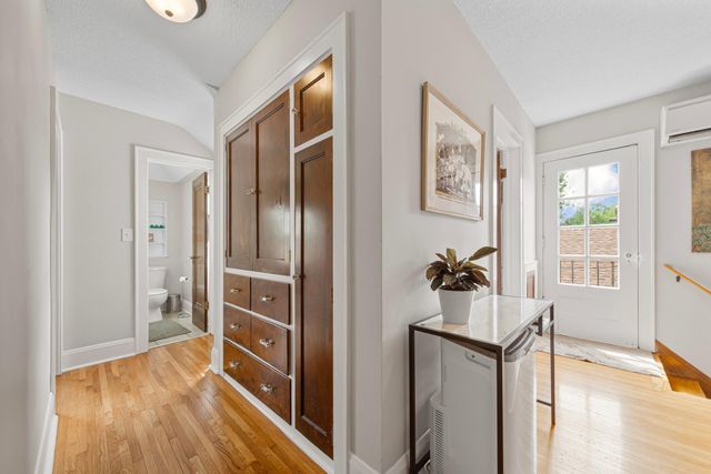 4133 5th Avenue S, Minneapolis, MN 55409