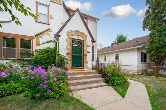 4133 5th Avenue S, Minneapolis, MN 55409