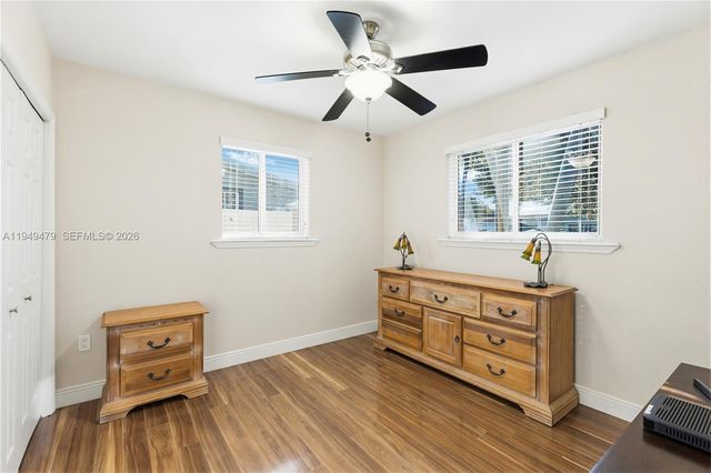 9461 SW 31st Ter, Miami, FL 33165