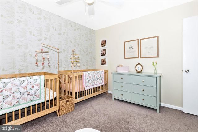 9409 CHATTEROY PL, Montgomery Village, MD 20886