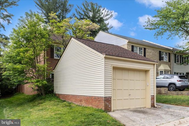9409 CHATTEROY PL, Montgomery Village, MD 20886