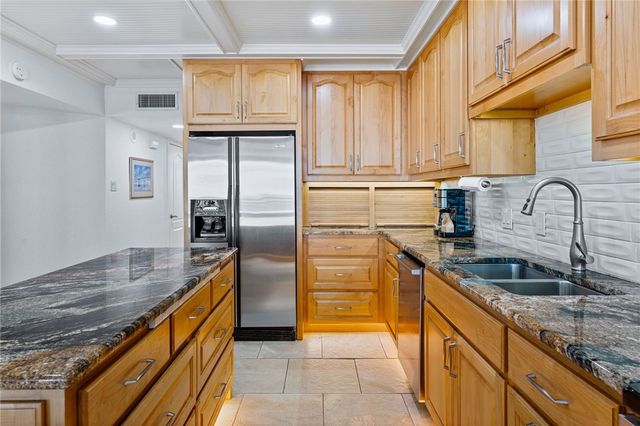 6649 Seacomber Dr 610, Port Aransas, TX 78373