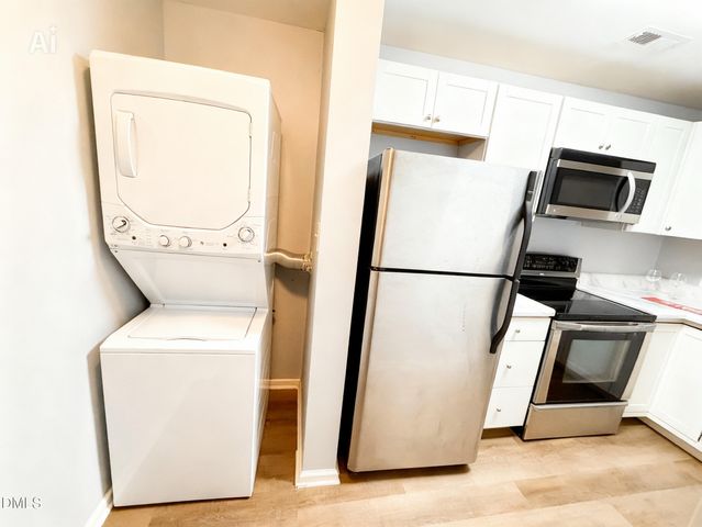 3810 Grey Harbor Drive Unit 203, Raleigh, NC 27616