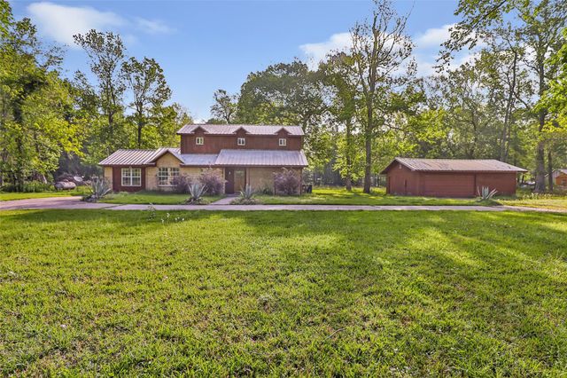420 County Road 4012, Dayton, TX 77535
