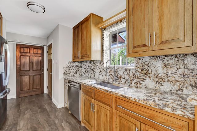420 County Road 4012, Dayton, TX 77535