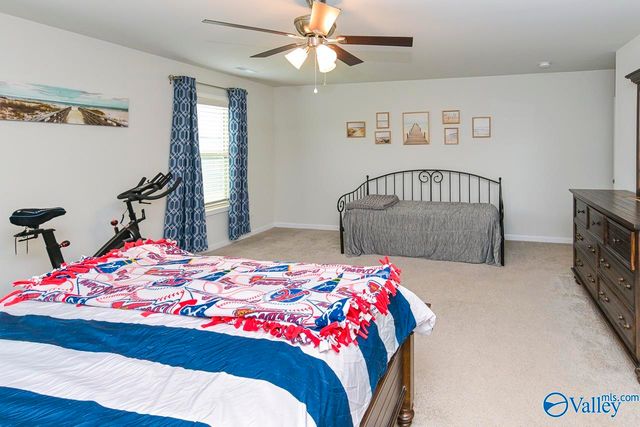 117 Barlow Way, Owens Cross Roads, AL 35763