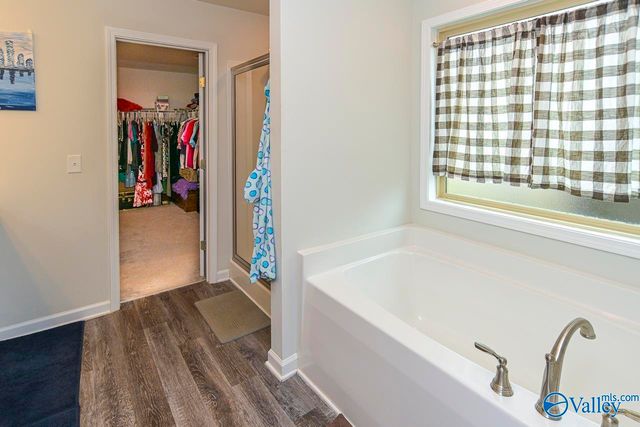117 Barlow Way, Owens Cross Roads, AL 35763