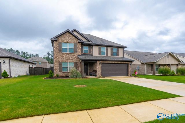 117 Barlow Way, Owens Cross Roads, AL 35763