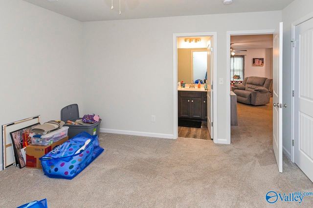117 Barlow Way, Owens Cross Roads, AL 35763