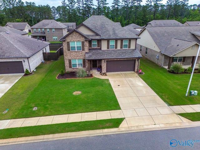 117 Barlow Way, Owens Cross Roads, AL 35763