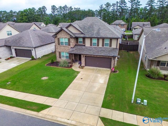 117 Barlow Way, Owens Cross Roads, AL 35763