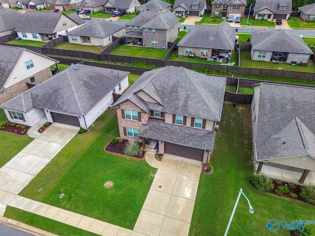 117 Barlow Way, Owens Cross Roads, AL 35763