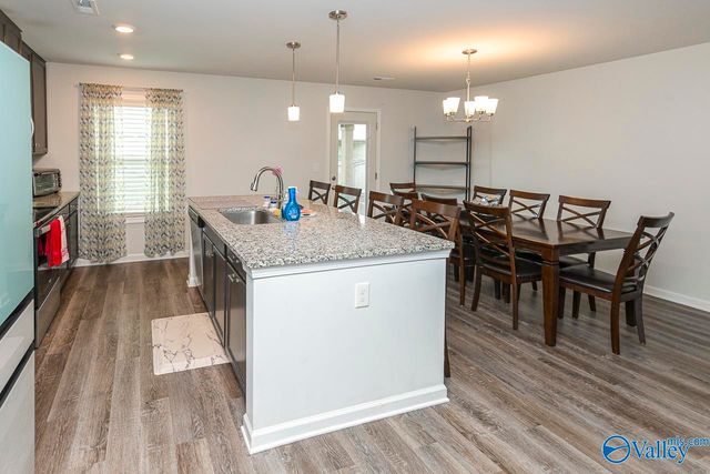 117 Barlow Way, Owens Cross Roads, AL 35763