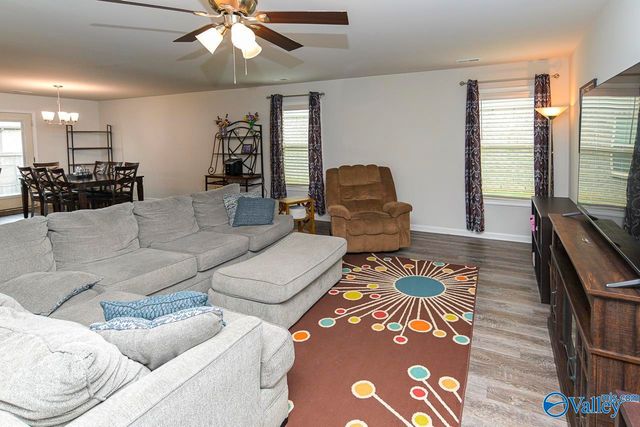 117 Barlow Way, Owens Cross Roads, AL 35763