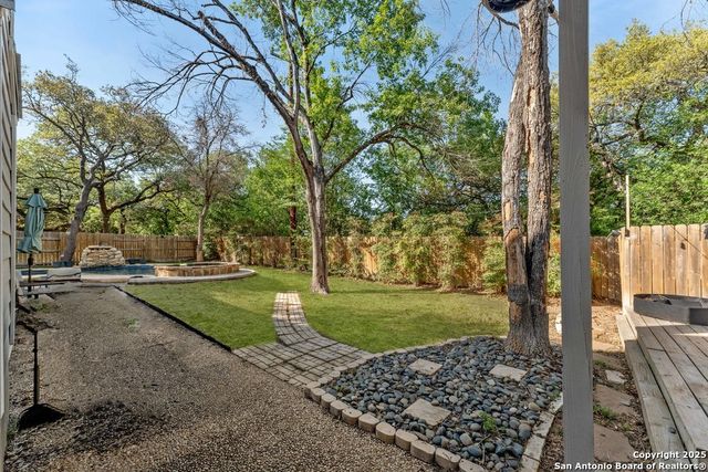 2047 THICKET TRAIL DR, San Antonio, TX 78248